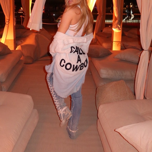 Stylish Lace-Up Blue Jeans - Picture 7 of 8